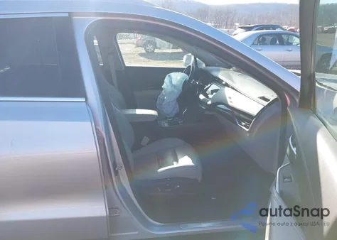 2019 Cadillac Xt4 Premium Luxury z USA, uszkodzony, nr VIN 1GYFZDR48KF216444